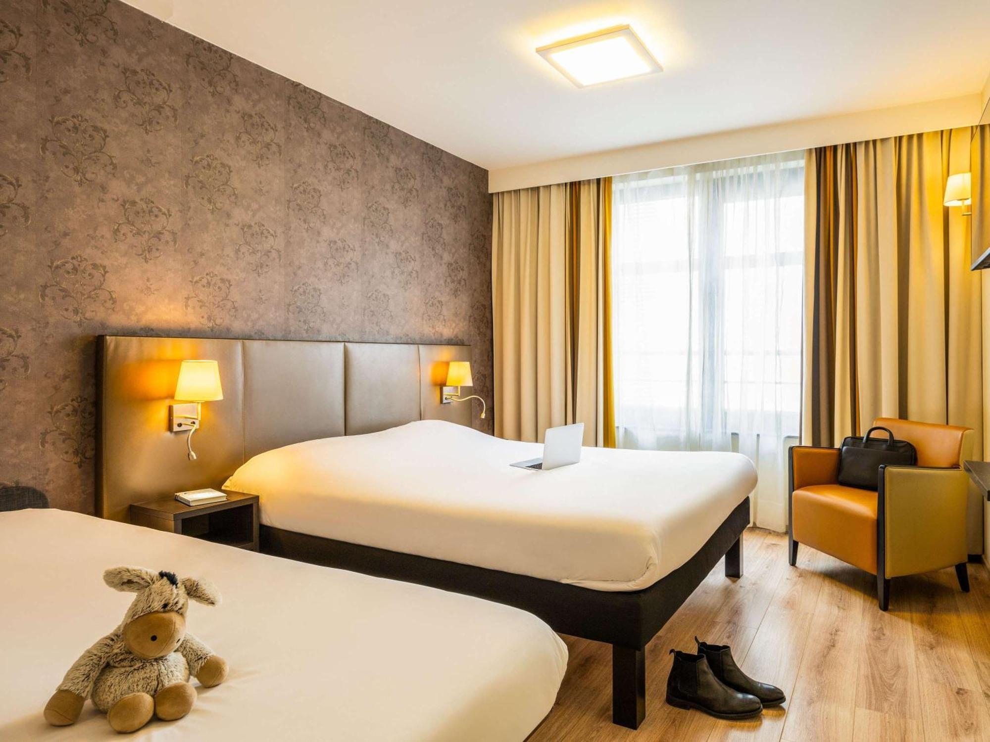 Ibis Styles Hotel Brussels Centre Stephanie Saint-Gilles Luaran gambar