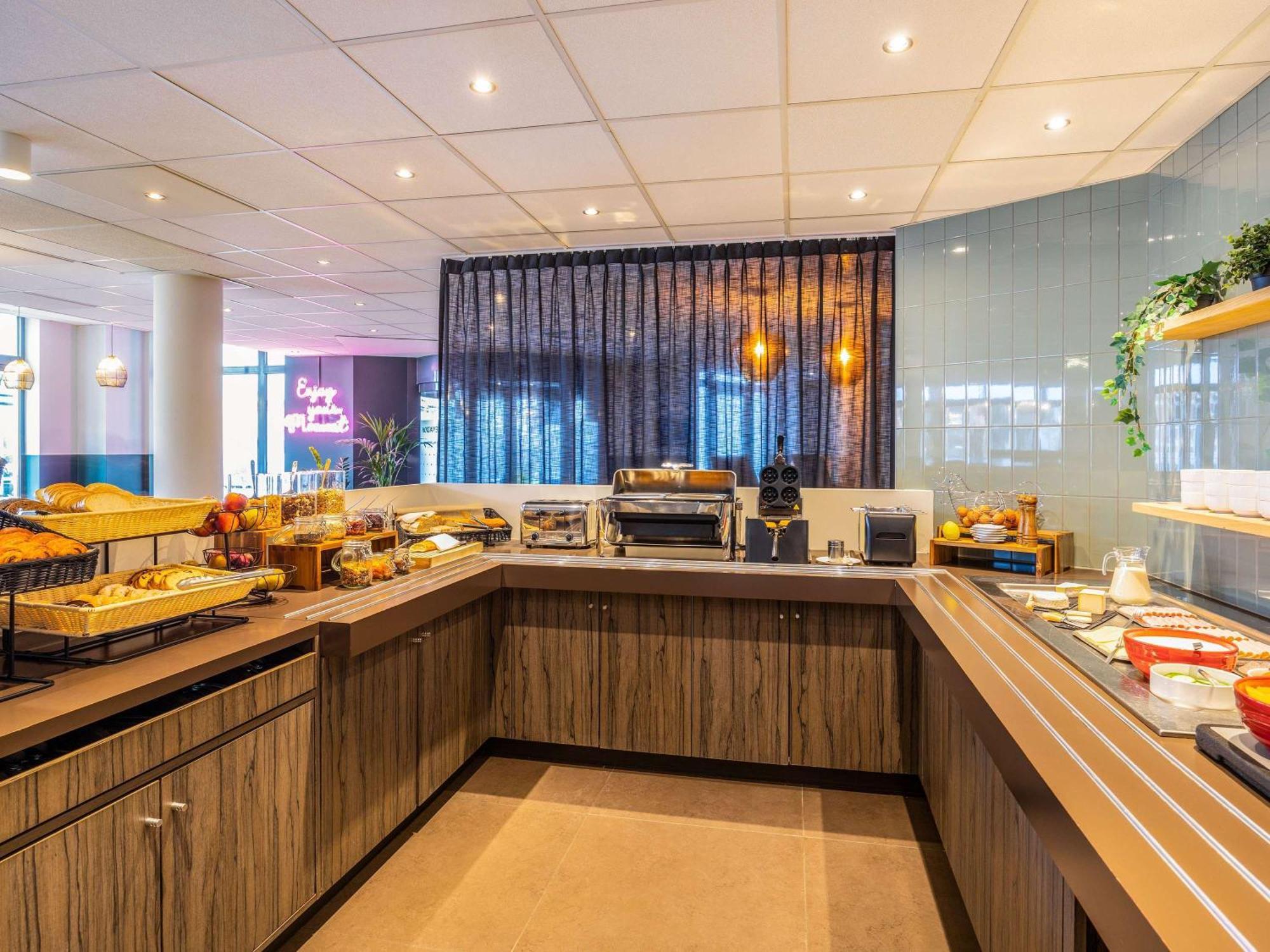 Ibis Styles Hotel Brussels Centre Stephanie Saint-Gilles Luaran gambar