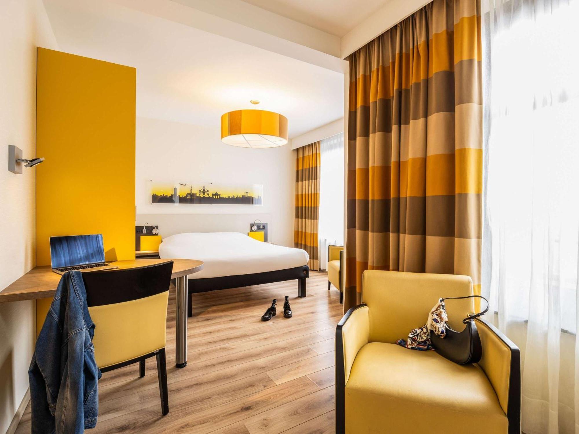 Ibis Styles Hotel Brussels Centre Stephanie Saint-Gilles Luaran gambar