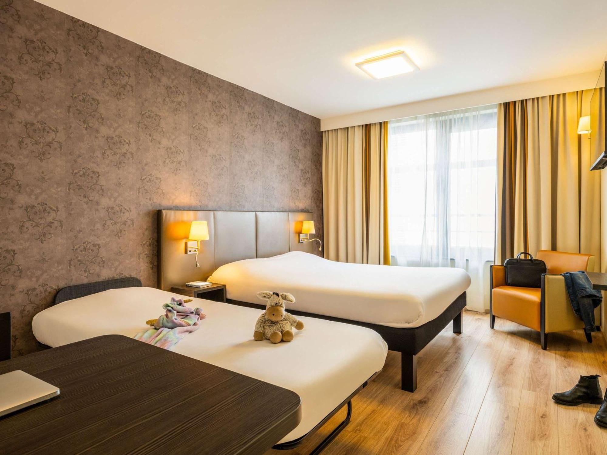 Ibis Styles Hotel Brussels Centre Stephanie Saint-Gilles Luaran gambar